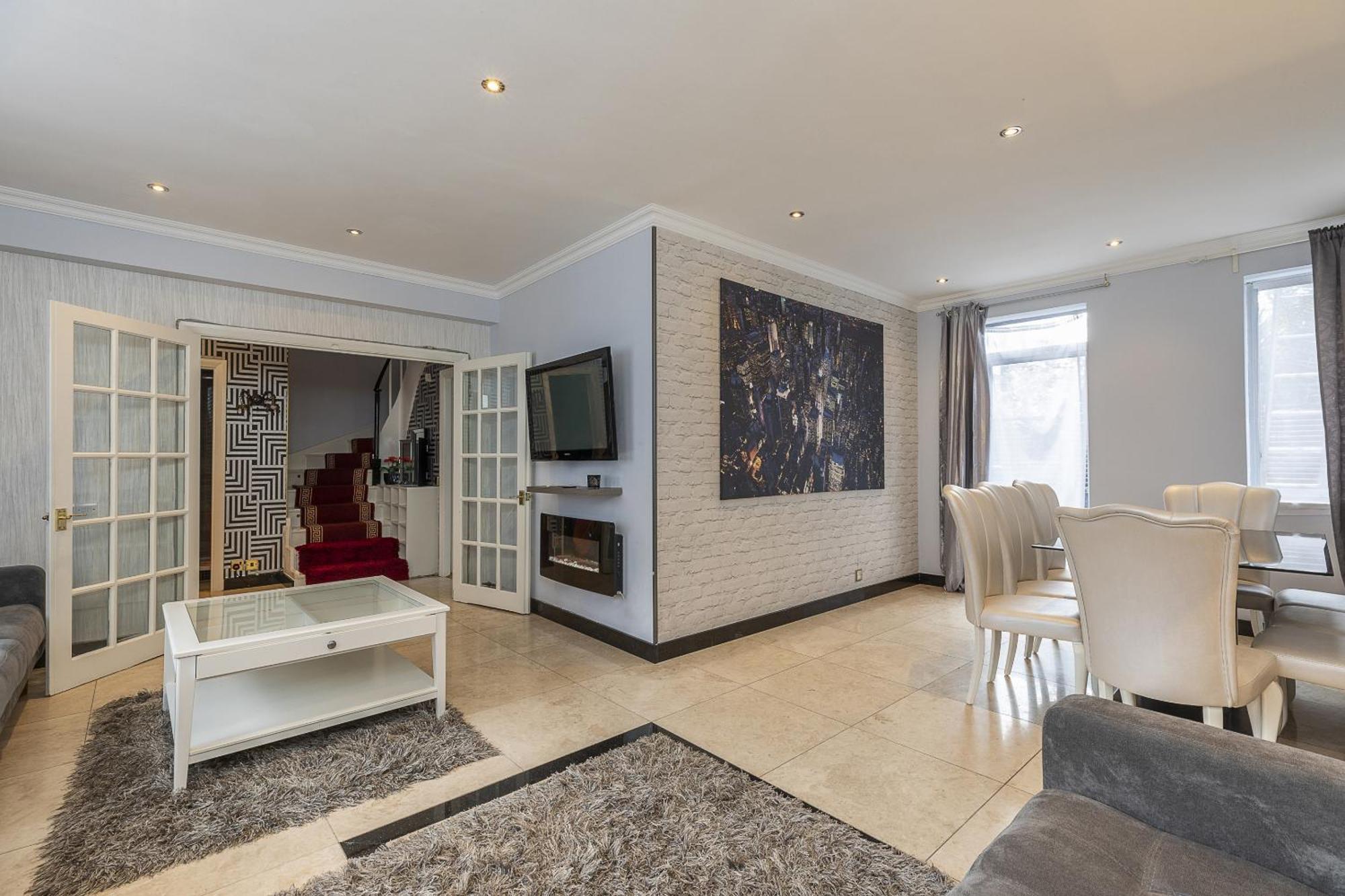 Gorgeous 4 Bedrooms Apartment Near Hyde Park And Oxford St ลอนดอน ภายนอก รูปภาพ